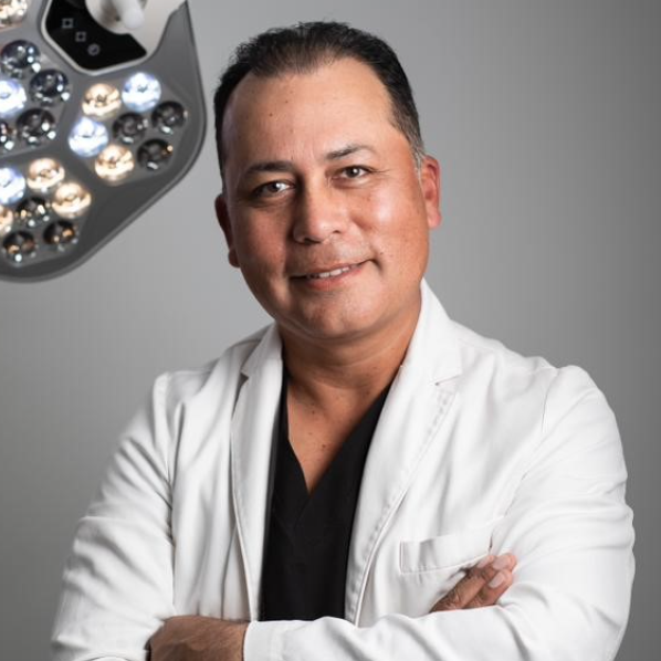 Dr. Eric Aliaga